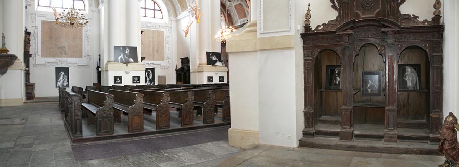 Fotografie von Dirk Hanus in der Kirche